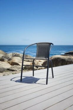 Chaise Empilable GRENAA Noir -Magasin De Meubles 201315